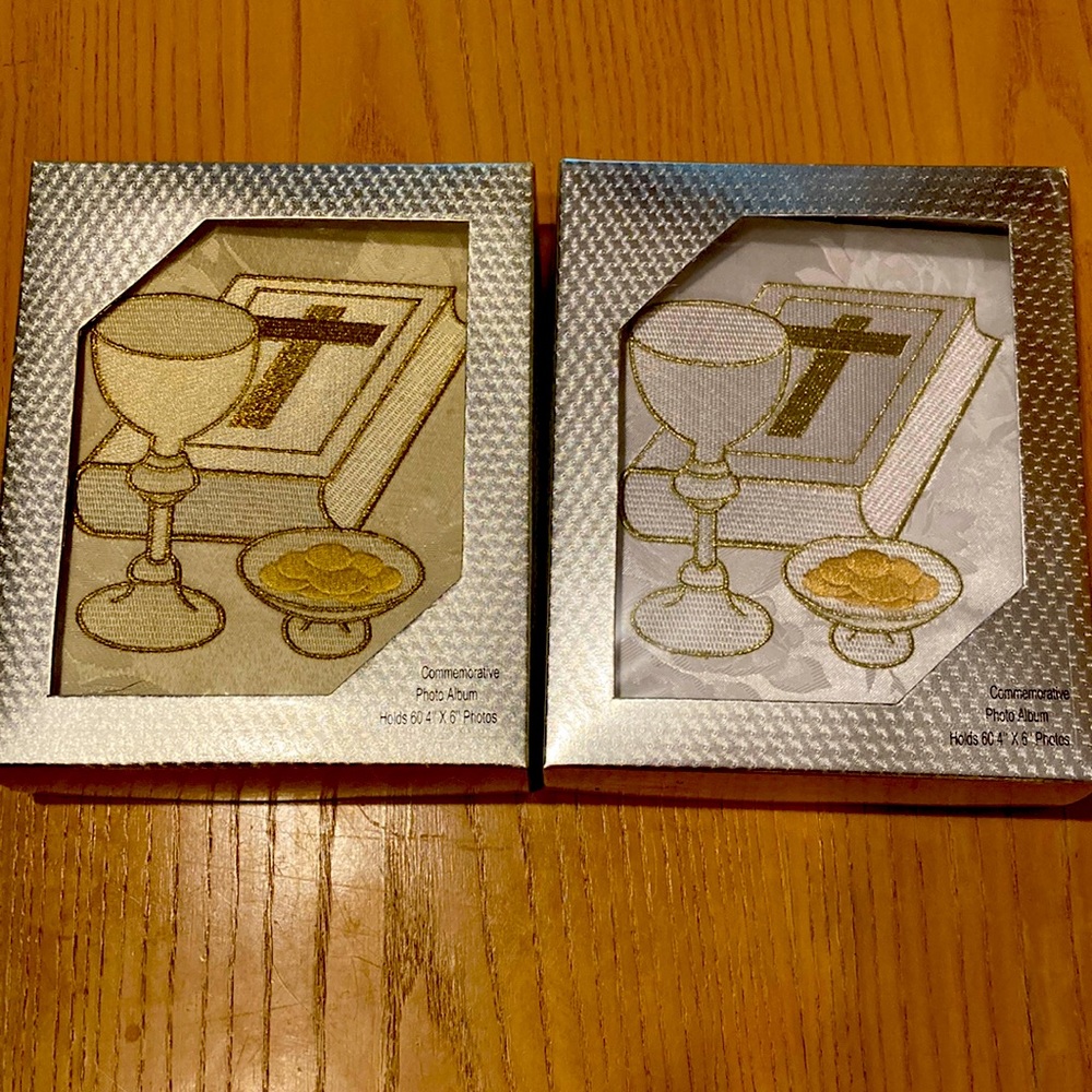 2 Commemorative Photo Albums For 1st Holy Communion